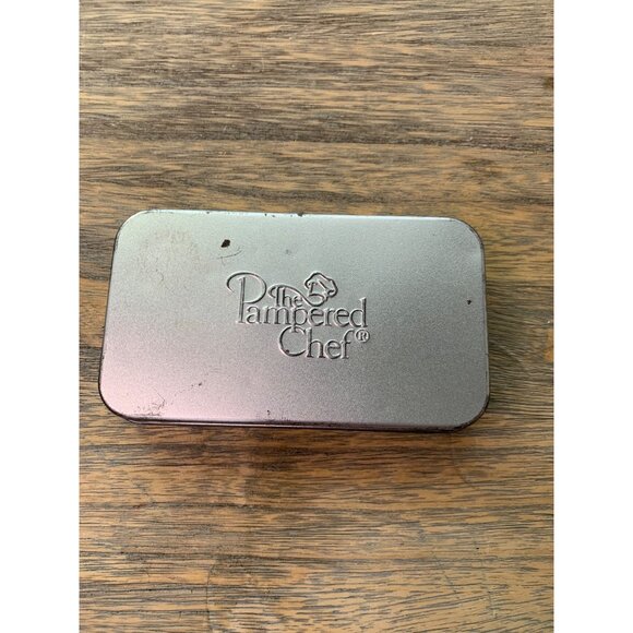 The Pampered Chef Mini Cutters 8 in Metal Tin - Picture 8 of 9